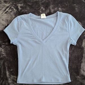Tillys blue ribbed baby tee